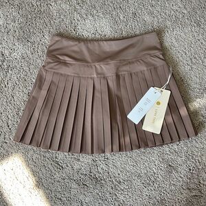 NWT Love Tree Pleated Mini Skirt in Taupe
